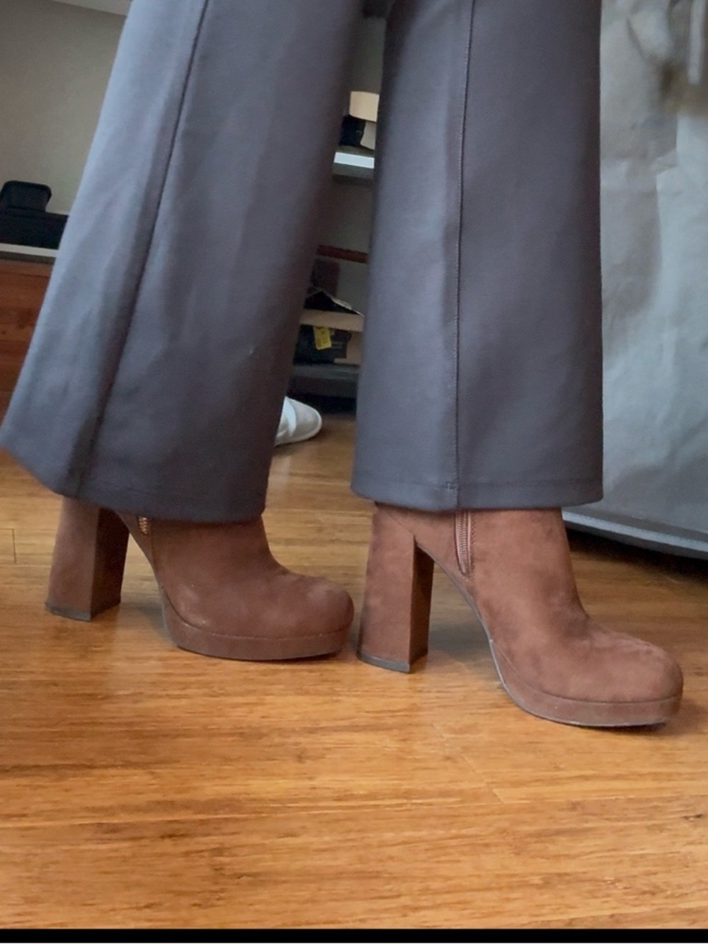 Brown Suede Ankle Boots 4inch heel - Picture 9 of 9